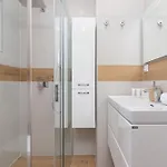 Cosy And Comfortable In By Renters דירה *