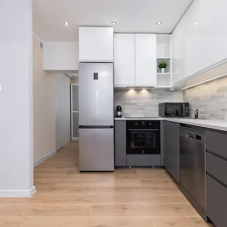 Cosy And Comfortable In By Renters * קרקוב