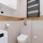 Апартаменты Cosy And Comfortable In By Renters Краков